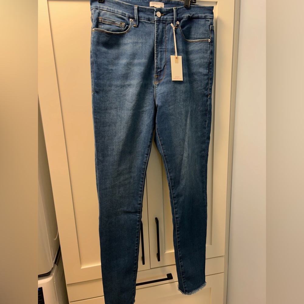 NWT Good American Good Legs Raw hem size 16